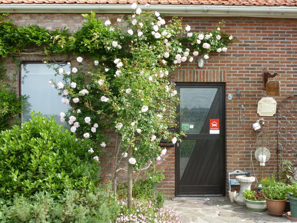 Guesthouse Kolibriehuys Nieuwkerke Exterior photo